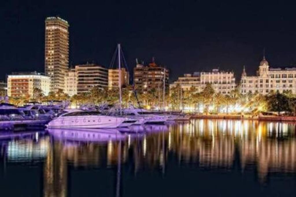 Apartamento Boutique Centrico A 5 Min Playa Alicante Eksteriør billede